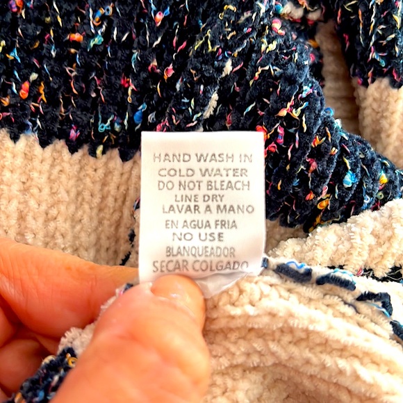 NWOT Entro Chanille Sweater - Picture 10 of 10